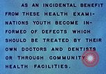 Immagine di Esame sanitario United States USA, 1941, secondo 50 filmato di repertorio 65675045080
