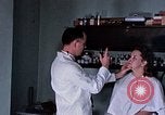 Image eye et les examens dentaires United States USA, 1941, de la seconde 8 séquences d'archives historiques vidéo 65675045081