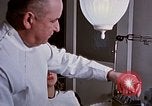 Image eye et les examens dentaires United States USA, 1941, de la seconde 60 séquences d'archives historiques vidéo 65675045081