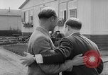 Image des prisonniers de guerre allemands Allemagne, 1953, de la seconde 41 séquences d'archives historiques vidéo 65675045085
