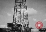 Standbild Ölfeld Frankreich, 1950, aus Sekunde 23 historischem Filmmaterial Videoclip 65675045096