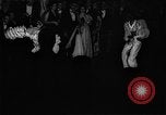 Standbild Silvester Feier United States USA, 1937, aus Sekunde 45 historischem Filmmaterial Videoclip 65675045117