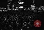 Standbild Times Square New York United States USA, 1937, aus Sekunde 14 historischem Filmmaterial Videoclip 65675045119