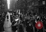 Standbild Works Progress Administration Erweiterung Parade New York City USA, 1937, aus Sekunde 7 historischem Filmmaterial Videoclip 65675045120