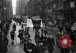 Standbild Works Progress Administration Erweiterung Parade New York City USA, 1937, aus Sekunde 19 historischem Filmmaterial Videoclip 65675045120
