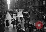 Standbild Works Progress Administration Erweiterung Parade New York City USA, 1937, aus Sekunde 21 historischem Filmmaterial Videoclip 65675045120
