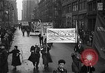 Standbild Works Progress Administration Erweiterung Parade New York City USA, 1937, aus Sekunde 24 historischem Filmmaterial Videoclip 65675045120