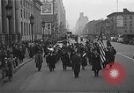 Standbild Works Progress Administration Erweiterung Parade New York City USA, 1937, aus Sekunde 30 historischem Filmmaterial Videoclip 65675045120