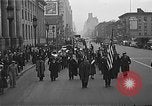Standbild Works Progress Administration Erweiterung Parade New York City USA, 1937, aus Sekunde 32 historischem Filmmaterial Videoclip 65675045120