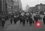 Standbild Works Progress Administration Erweiterung Parade New York City USA, 1937, aus Sekunde 38 historischem Filmmaterial Videoclip 65675045120