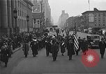 Standbild Works Progress Administration Erweiterung Parade New York City USA, 1937, aus Sekunde 39 historischem Filmmaterial Videoclip 65675045120