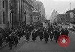 Standbild Works Progress Administration Erweiterung Parade New York City USA, 1937, aus Sekunde 48 historischem Filmmaterial Videoclip 65675045120