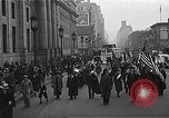Standbild Works Progress Administration Erweiterung Parade New York City USA, 1937, aus Sekunde 53 historischem Filmmaterial Videoclip 65675045120