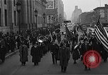 Standbild Works Progress Administration Erweiterung Parade New York City USA, 1937, aus Sekunde 59 historischem Filmmaterial Videoclip 65675045120