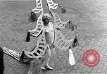 Standbild Mummers Parade Philadelphia Pennsylvania USA, 1937, aus Sekunde 20 historischem Filmmaterial Videoclip 65675045121