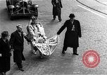 Standbild Mummers Parade Philadelphia Pennsylvania USA, 1937, aus Sekunde 36 historischem Filmmaterial Videoclip 65675045121