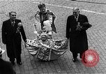 Standbild Mummers Parade Philadelphia Pennsylvania USA, 1937, aus Sekunde 50 historischem Filmmaterial Videoclip 65675045121