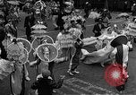 Standbild Mummers Parade United States USA, 1937, aus Sekunde 10 historischem Filmmaterial Videoclip 65675045122