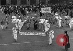 Standbild Mummers Parade United States USA, 1937, aus Sekunde 24 historischem Filmmaterial Videoclip 65675045122