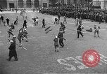 Standbild Mummers Parade United States USA, 1937, aus Sekunde 52 historischem Filmmaterial Videoclip 65675045122