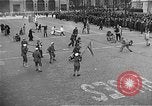 Standbild Mummers Parade United States USA, 1937, aus Sekunde 54 historischem Filmmaterial Videoclip 65675045122