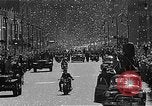 Standbild Wagenkolonne New York City United States USA, 1951, aus Sekunde 19 historischem Filmmaterial Videoclip 65675045123