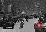 Standbild Wagenkolonne New York City United States USA, 1951, aus Sekunde 24 historischem Filmmaterial Videoclip 65675045123