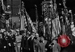 Standbild Wagenkolonne New York City United States USA, 1951, aus Sekunde 32 historischem Filmmaterial Videoclip 65675045123