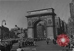 Standbild Wagenkolonne New York United States USA, 1951, aus Sekunde 8 historischem Filmmaterial Videoclip 65675045124