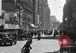 Standbild Wagenkolonne New York United States USA, 1951, aus Sekunde 19 historischem Filmmaterial Videoclip 65675045124