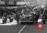 Standbild Wagenkolonne New York United States USA, 1951, aus Sekunde 28 historischem Filmmaterial Videoclip 65675045124
