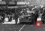 Standbild Wagenkolonne New York United States USA, 1951, aus Sekunde 29 historischem Filmmaterial Videoclip 65675045124