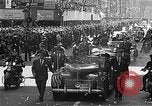 Standbild Wagenkolonne New York United States USA, 1951, aus Sekunde 32 historischem Filmmaterial Videoclip 65675045124