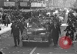 Standbild Wagenkolonne New York United States USA, 1951, aus Sekunde 40 historischem Filmmaterial Videoclip 65675045124