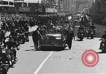 Standbild Wagenkolonne New York United States USA, 1951, aus Sekunde 45 historischem Filmmaterial Videoclip 65675045124