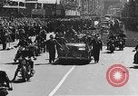 Standbild Wagenkolonne New York United States USA, 1951, aus Sekunde 47 historischem Filmmaterial Videoclip 65675045124