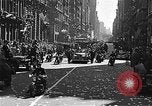 Standbild Wagenkolonne New York United States USA, 1951, aus Sekunde 58 historischem Filmmaterial Videoclip 65675045124