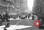 Standbild Wagenkolonne New York United States USA, 1951, aus Sekunde 62 historischem Filmmaterial Videoclip 65675045124