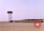 Immagine di Il cammello arabo piloti Bahrain, 1967, secondo 49 filmato di repertorio 65675045155