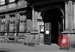 Standbild Studenten Heidelberg Deutschland, 1952, aus Sekunde 12 historischem Filmmaterial Videoclip 65675045166
