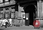 Standbild Studenten Heidelberg Deutschland, 1952, aus Sekunde 18 historischem Filmmaterial Videoclip 65675045166