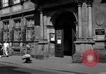 Standbild Studenten Heidelberg Deutschland, 1952, aus Sekunde 31 historischem Filmmaterial Videoclip 65675045166