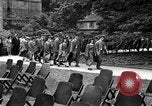 Standbild Studenten Heidelberg Deutschland, 1952, aus Sekunde 17 historischem Filmmaterial Videoclip 65675045167