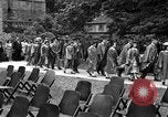Standbild Studenten Heidelberg Deutschland, 1952, aus Sekunde 21 historischem Filmmaterial Videoclip 65675045167
