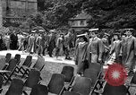 Standbild Studenten Heidelberg Deutschland, 1952, aus Sekunde 25 historischem Filmmaterial Videoclip 65675045167