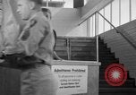 Standbild Vogelweh Wohngebiet Kaiserslautern Deutschland, 1955, aus Sekunde 32 historischem Filmmaterial Videoclip 65675045171