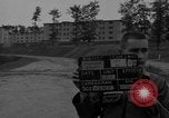 Standbild Vogelweh Wohngebiet Kaiserslautern Deutschland, 1955, aus Sekunde 44 historischem Filmmaterial Videoclip 65675045171