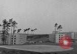 Standbild Vogelweh Wohngebiet Kaiserslautern Deutschland, 1955, aus Sekunde 59 historischem Filmmaterial Videoclip 65675045171