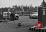 Image Vogelweh zone de logement Kaiserslautern Allemagne, 1955, de la seconde 44 séquences d'archives historiques vidéo 65675045172