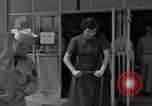 Image Vogelweh zone de logement Kaiserslautern Allemagne, 1955, de la seconde 20 séquences d'archives historiques vidéo 65675045173